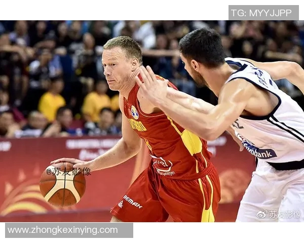 南京篮球队的节奏探讨：如何提升球队表现与观众体验